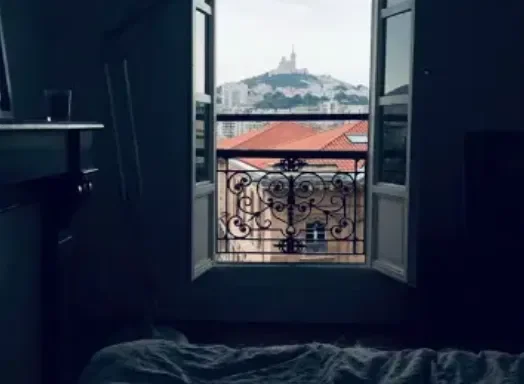 Chambre Rue de l'Hotel-Dieu à Marseille