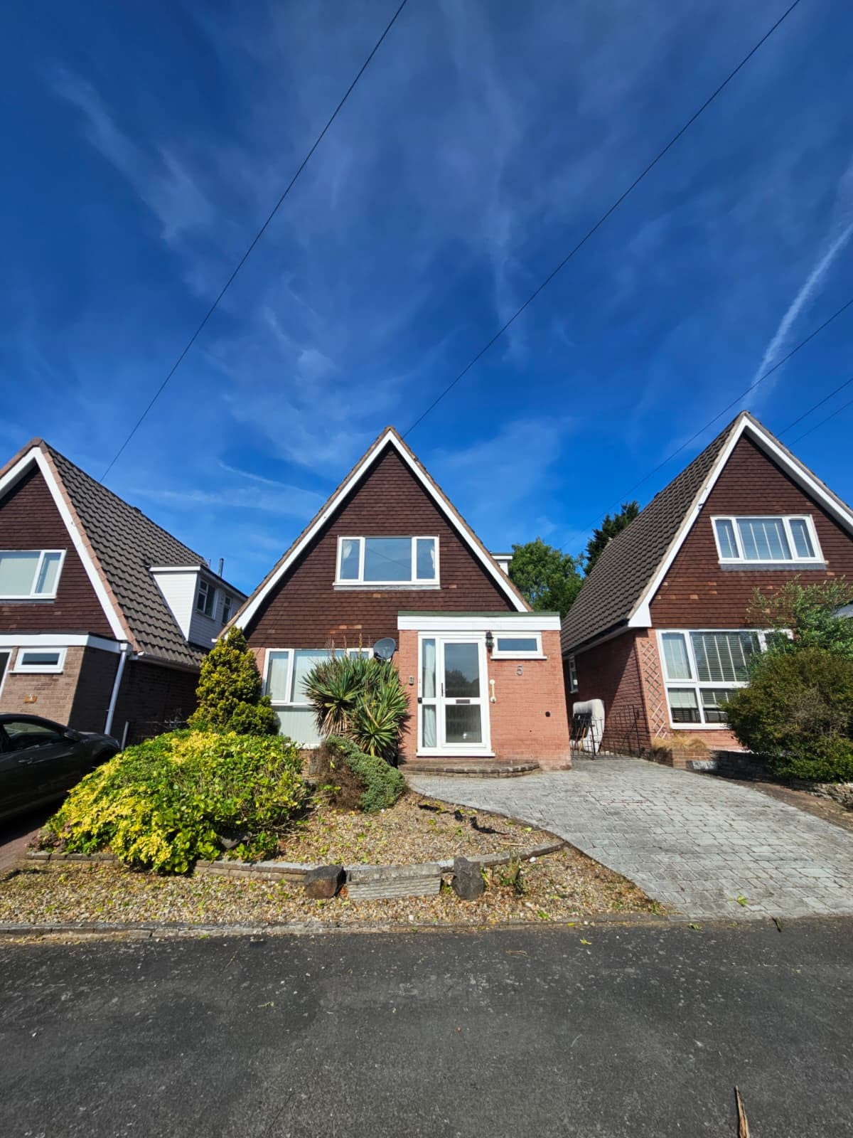 House Lindrick Drive in Leicester