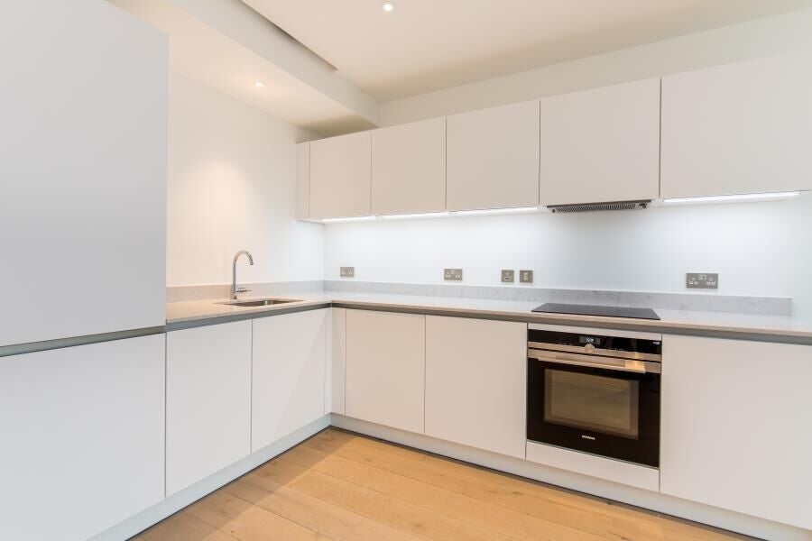 Flat Navigator Square in Greater London