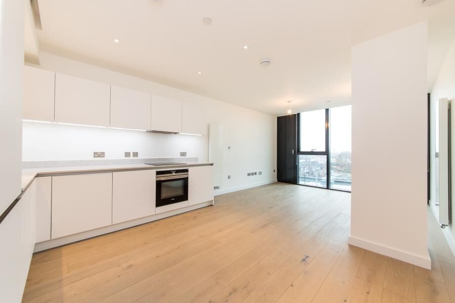 Flat Navigator Square in Greater London