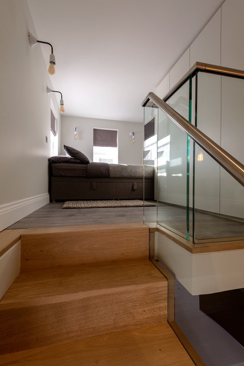 Flat West End Lane in Greater London