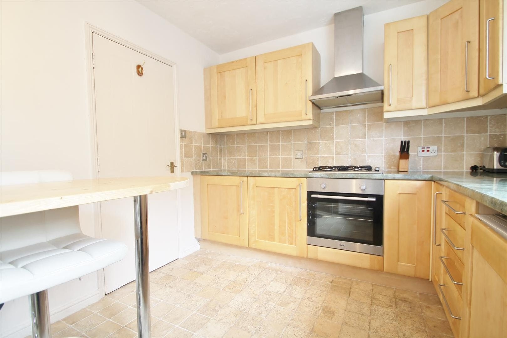 Flat Halliard Court in Cardiff