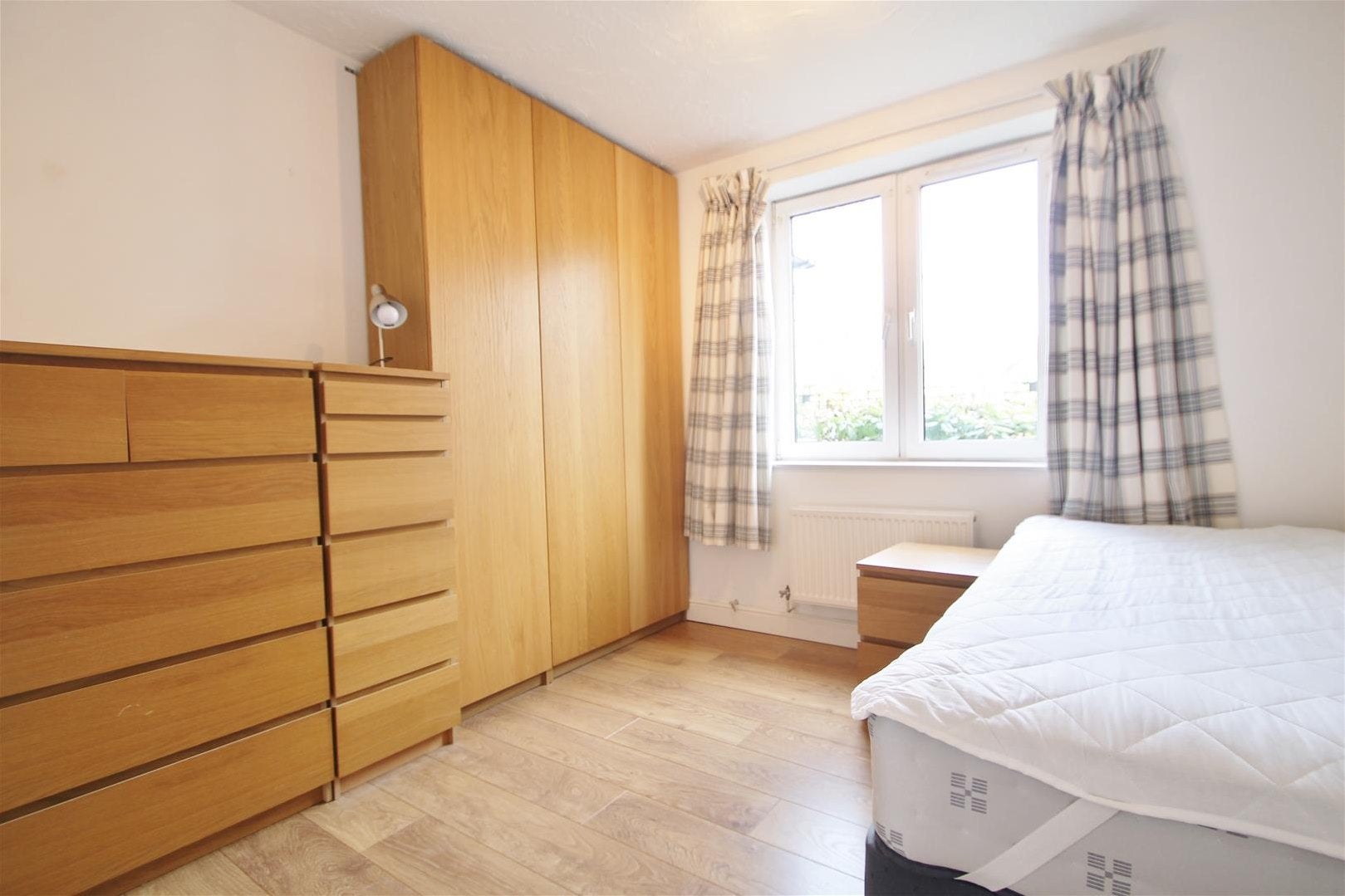 Flat Halliard Court in Cardiff