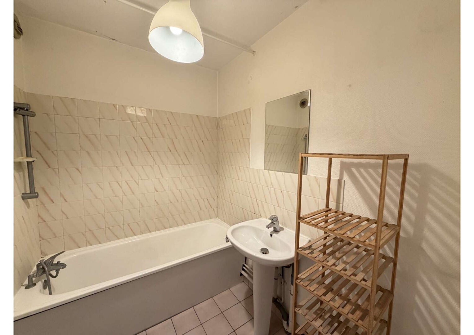Flat Rue Ferdinand Buisson in Lyon