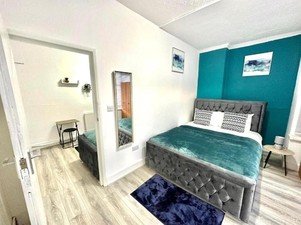 Room Northwick Park Road in Greater London