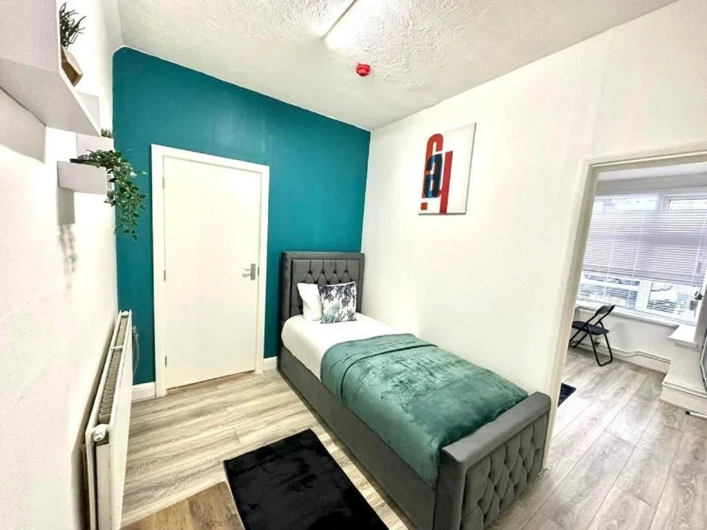 Room Northwick Park Road in Greater London