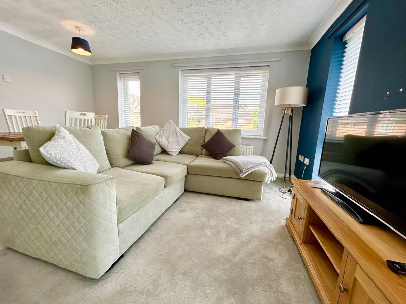 Flat Calderbrook Court in Cheadle Hulme