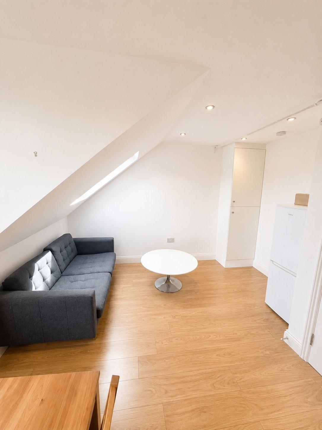 Flat Northfield Road in Greater London