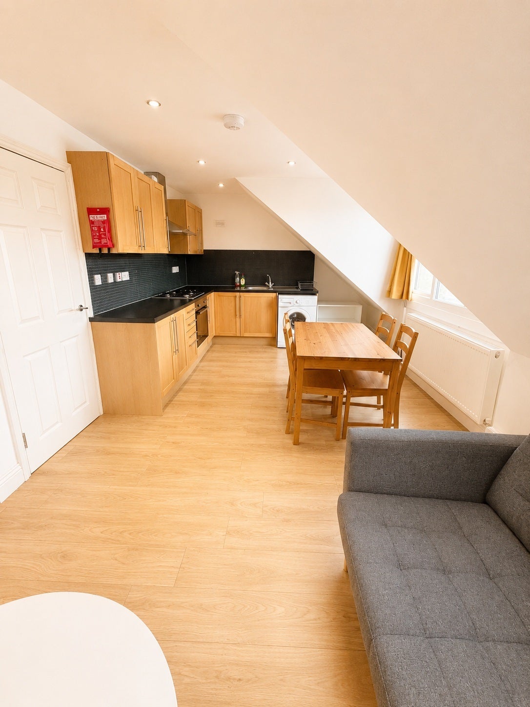 Flat Northfield Road in Greater London