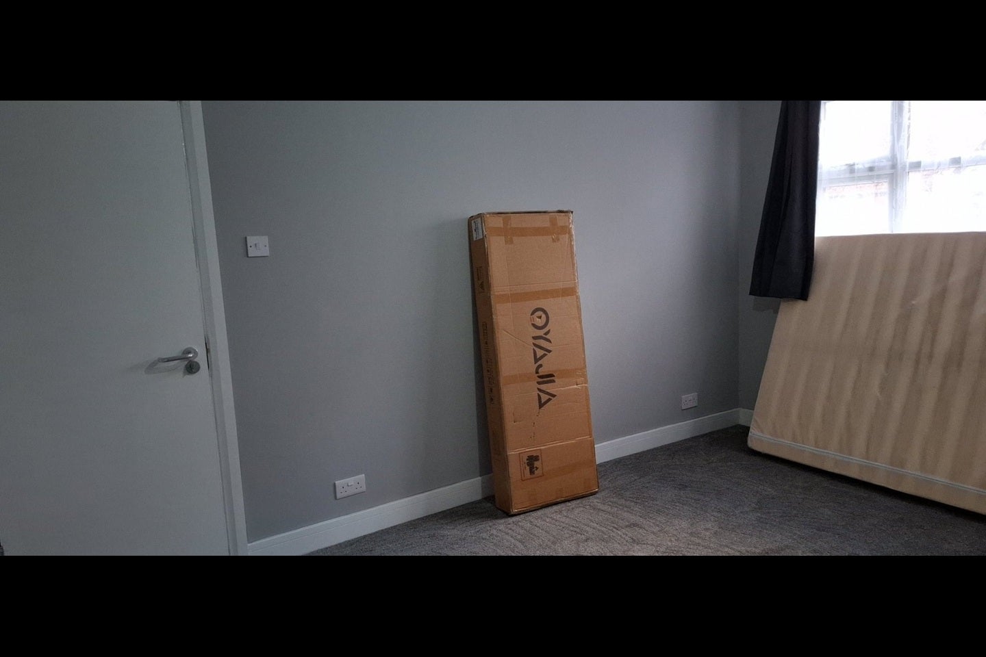 Room Tudor Road in Greater London