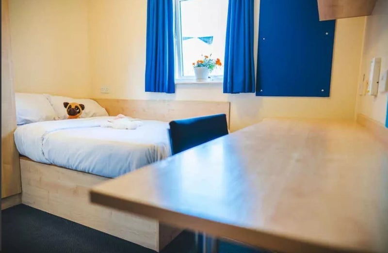 Room Bath Row in Birmingham