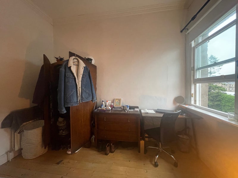 Room Morningside Road in City of Edinburgh