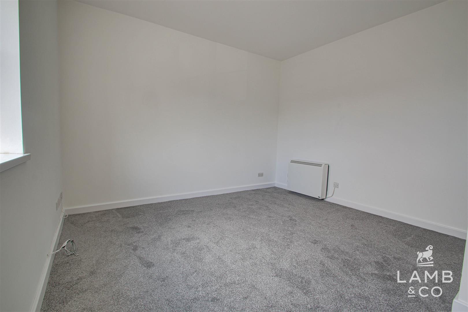 Flat Broadway in Clacton-on-Sea