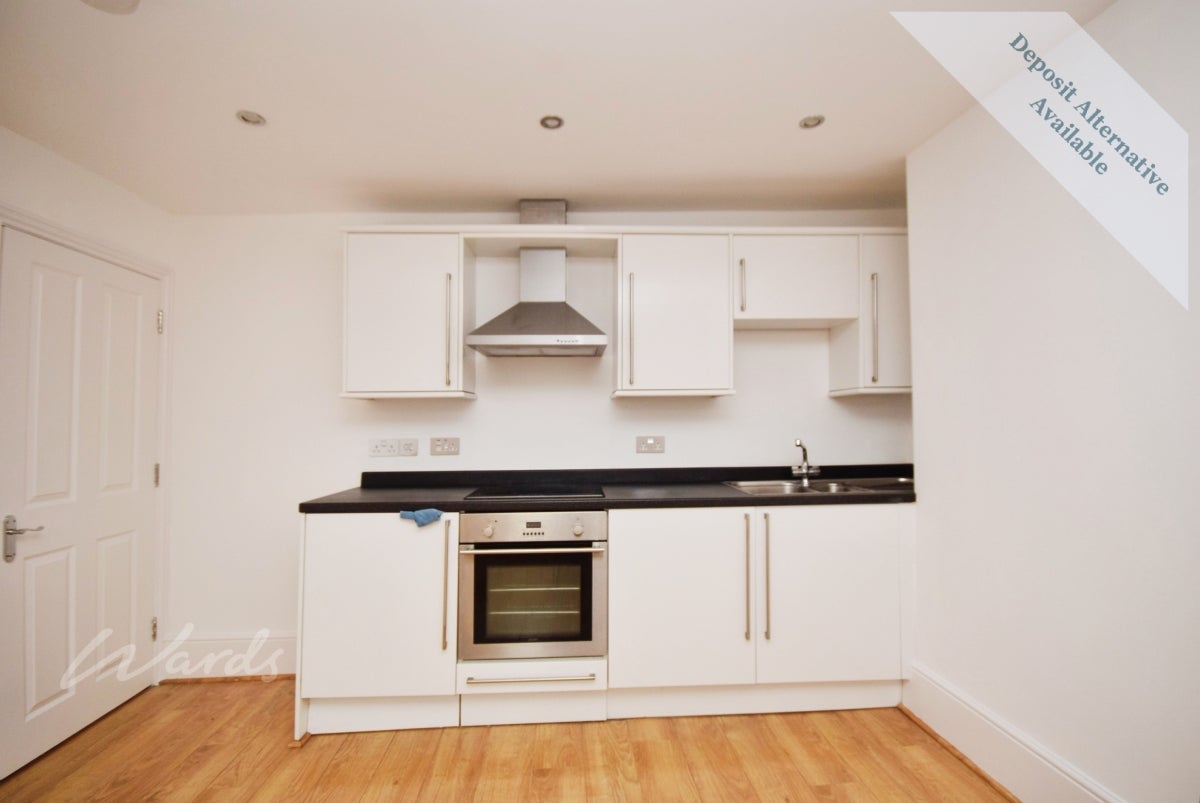 Flat Marine Parade in Folkestone and Hythe District