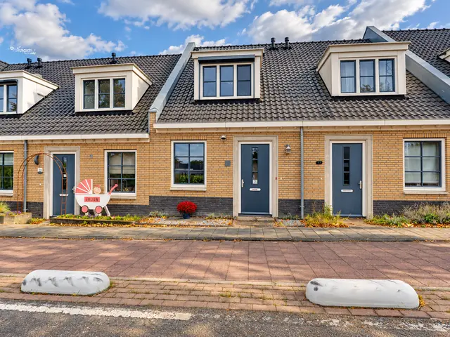 Huis Zuiderdiepstraatweg 2 k in Stellendam