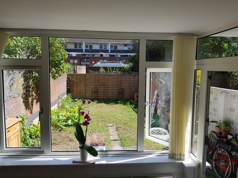 Room Deeley Road in Greater London