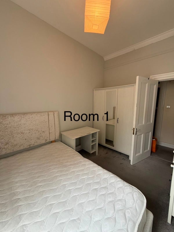 Room Elgin Avenue in City of Westminster