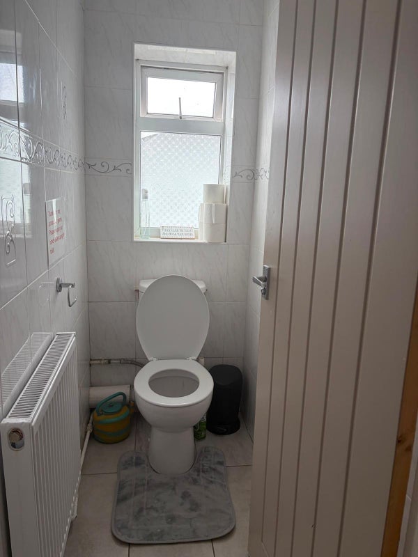 Room Veryan Close in Greater London