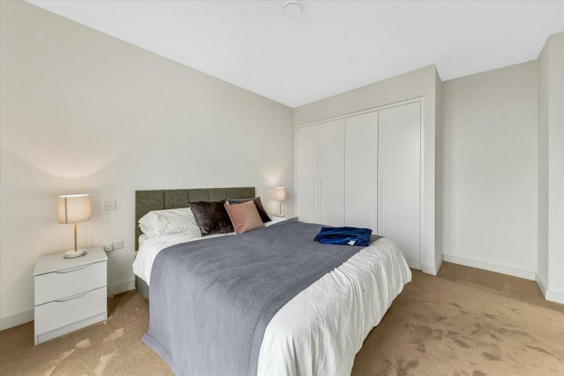 Room Royal Crest Avenue in Greater London