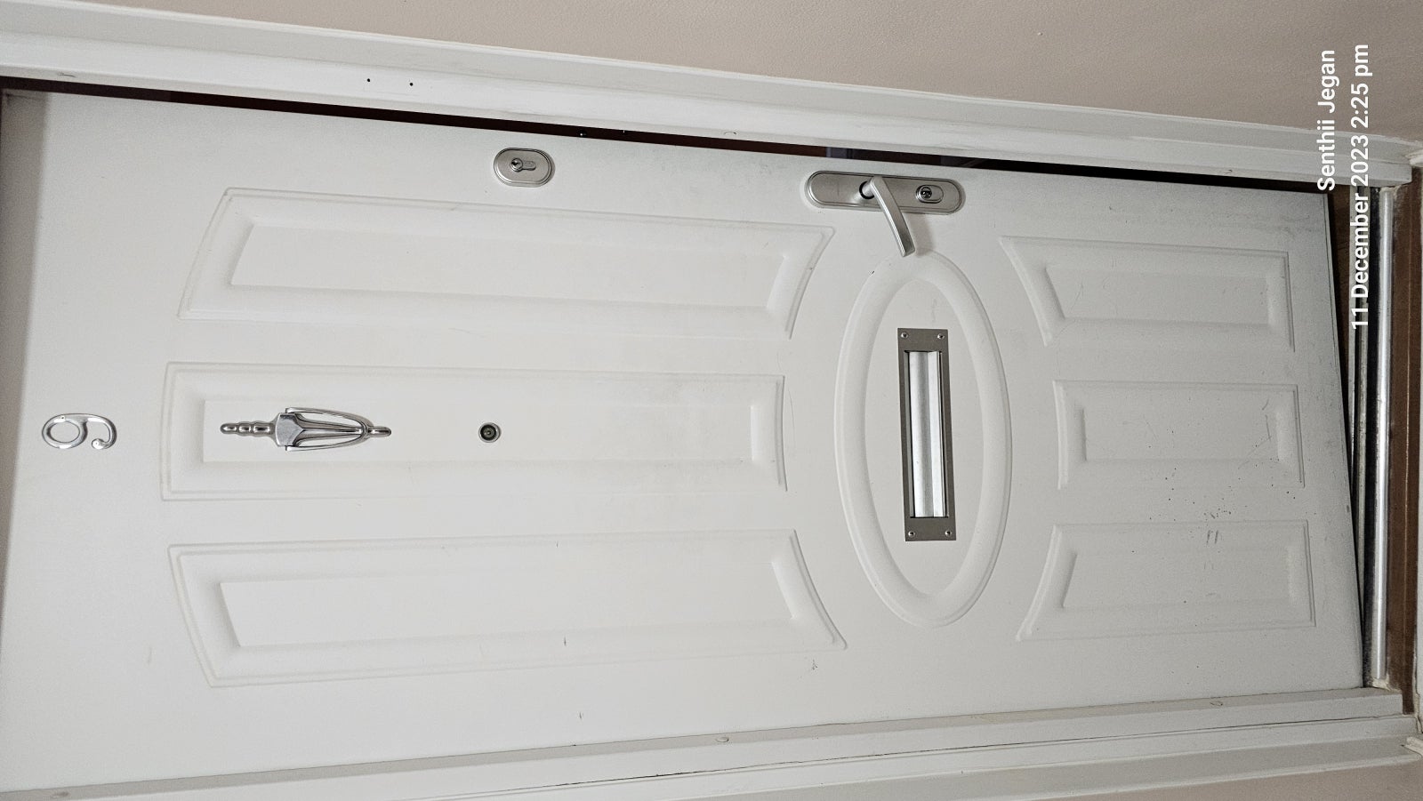 Flat Westcroft Court in Livingston