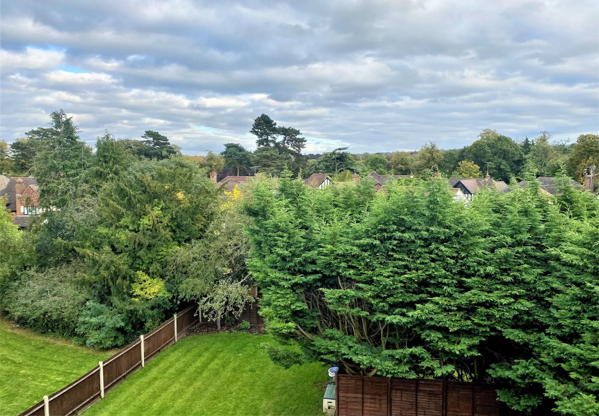Flat Woodcote Road in Epsom and Ewell