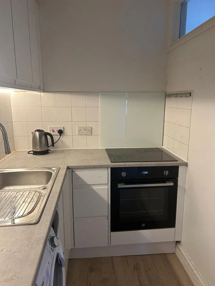 Flat Newington Green Road in Greater London