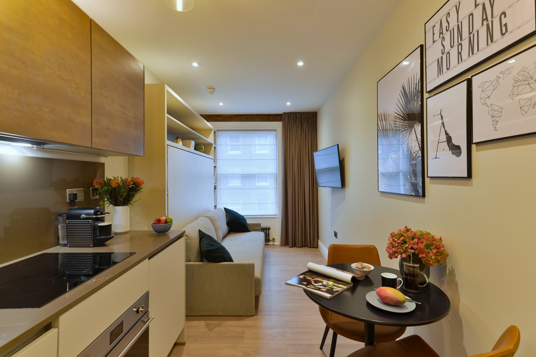 Flat Nottingham Place in London