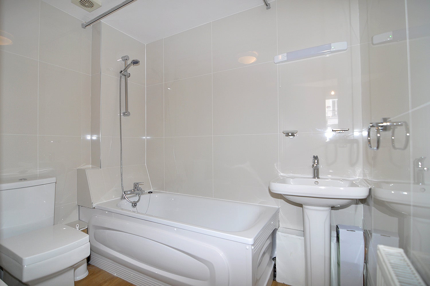 Flat Lexham Mews in Greater London
