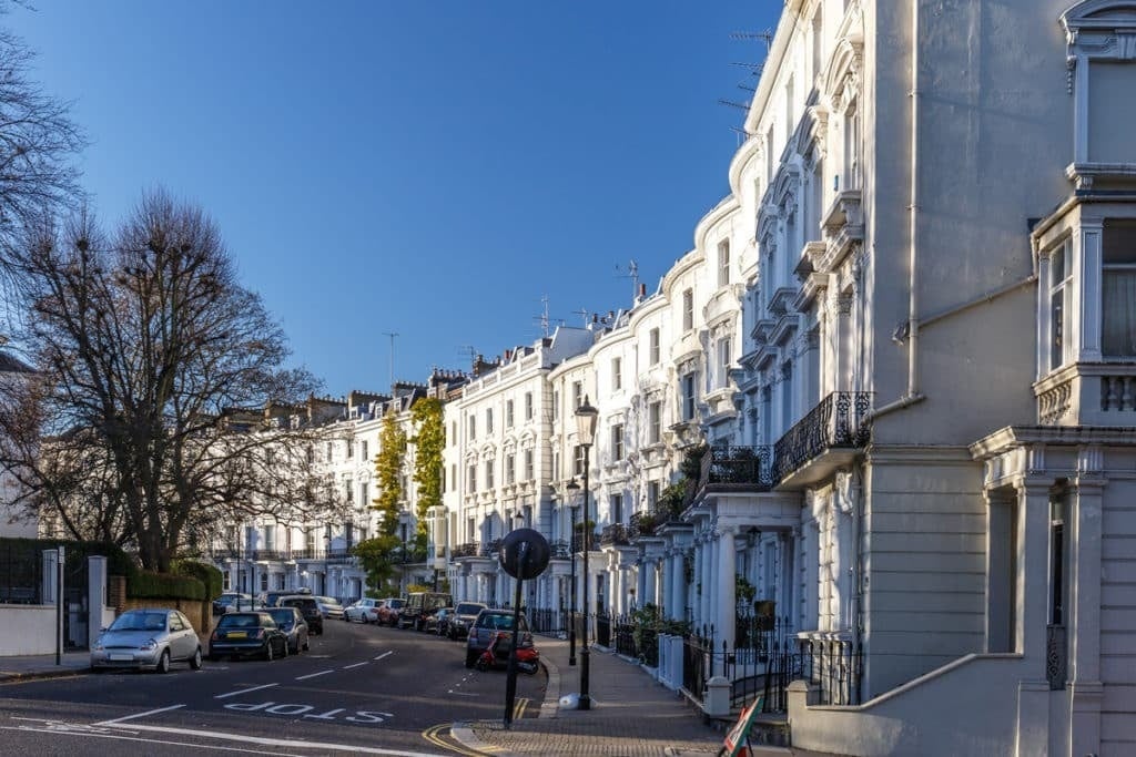 Room Wiltshire Close in Greater London