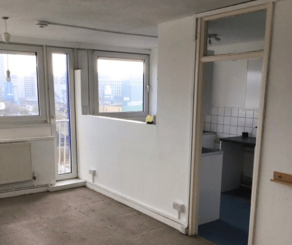 Flat Milburn Lane in Greater London