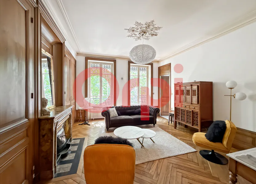Appartement Avenue des Frères Lumière à Lyon