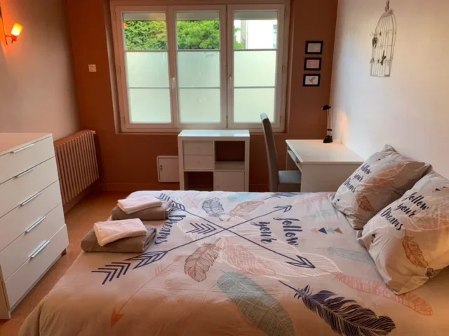 Room Rue Éblé in Angers