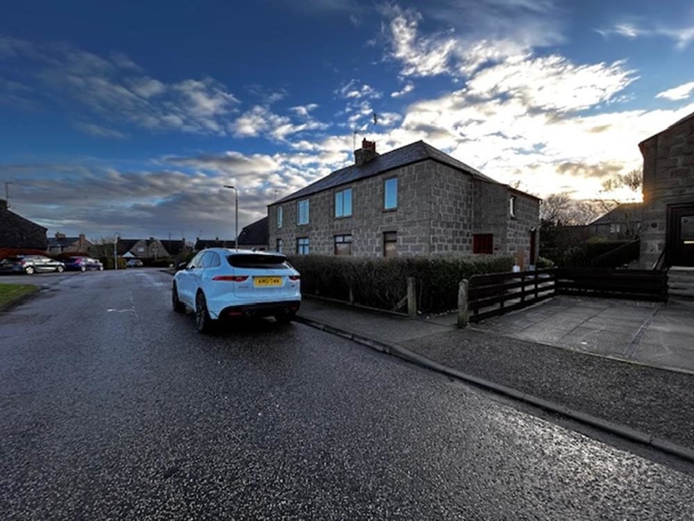 Flat Grange Gardens in Peterhead