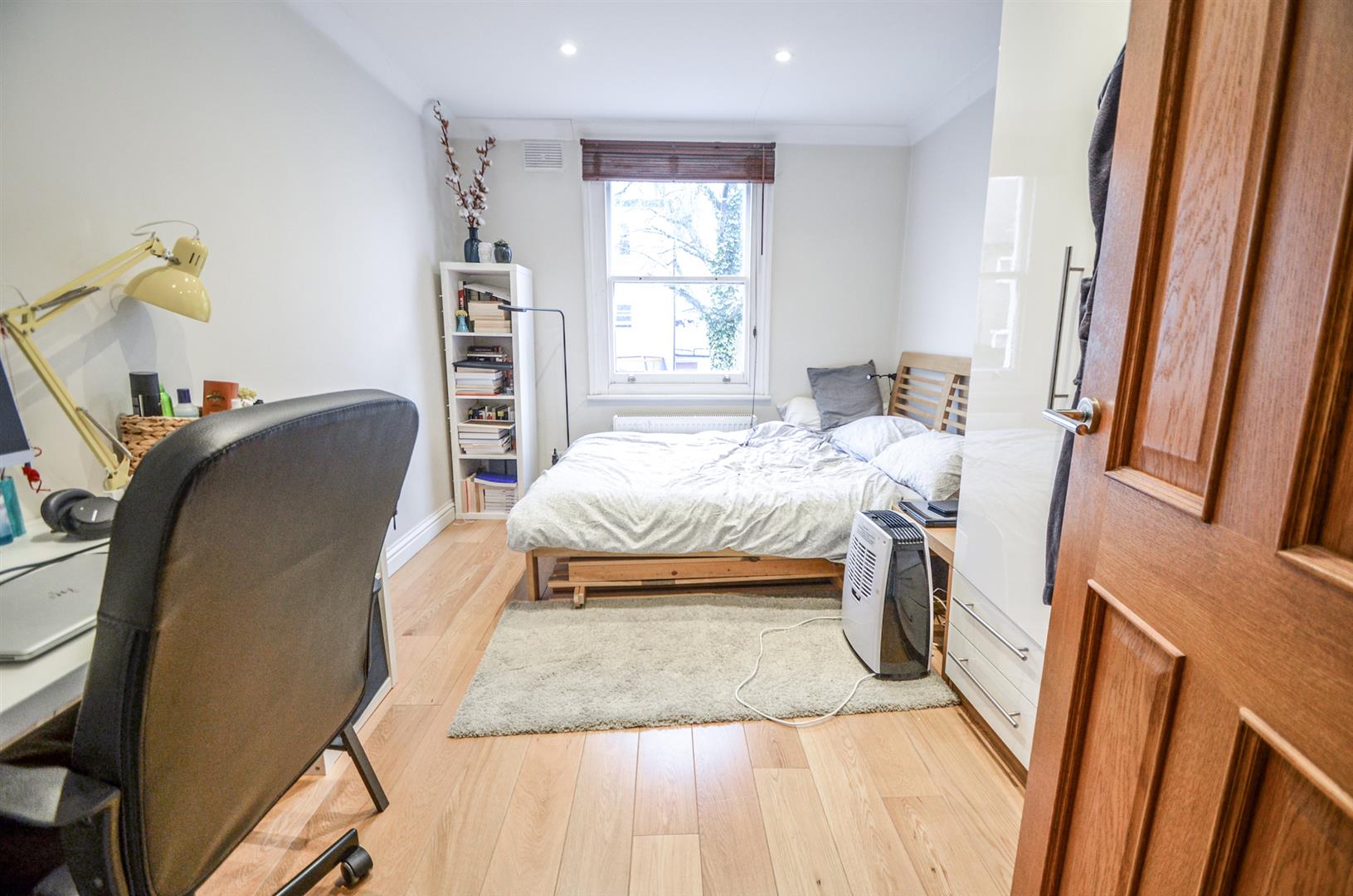 Flat Portnall Road in City of Westminster