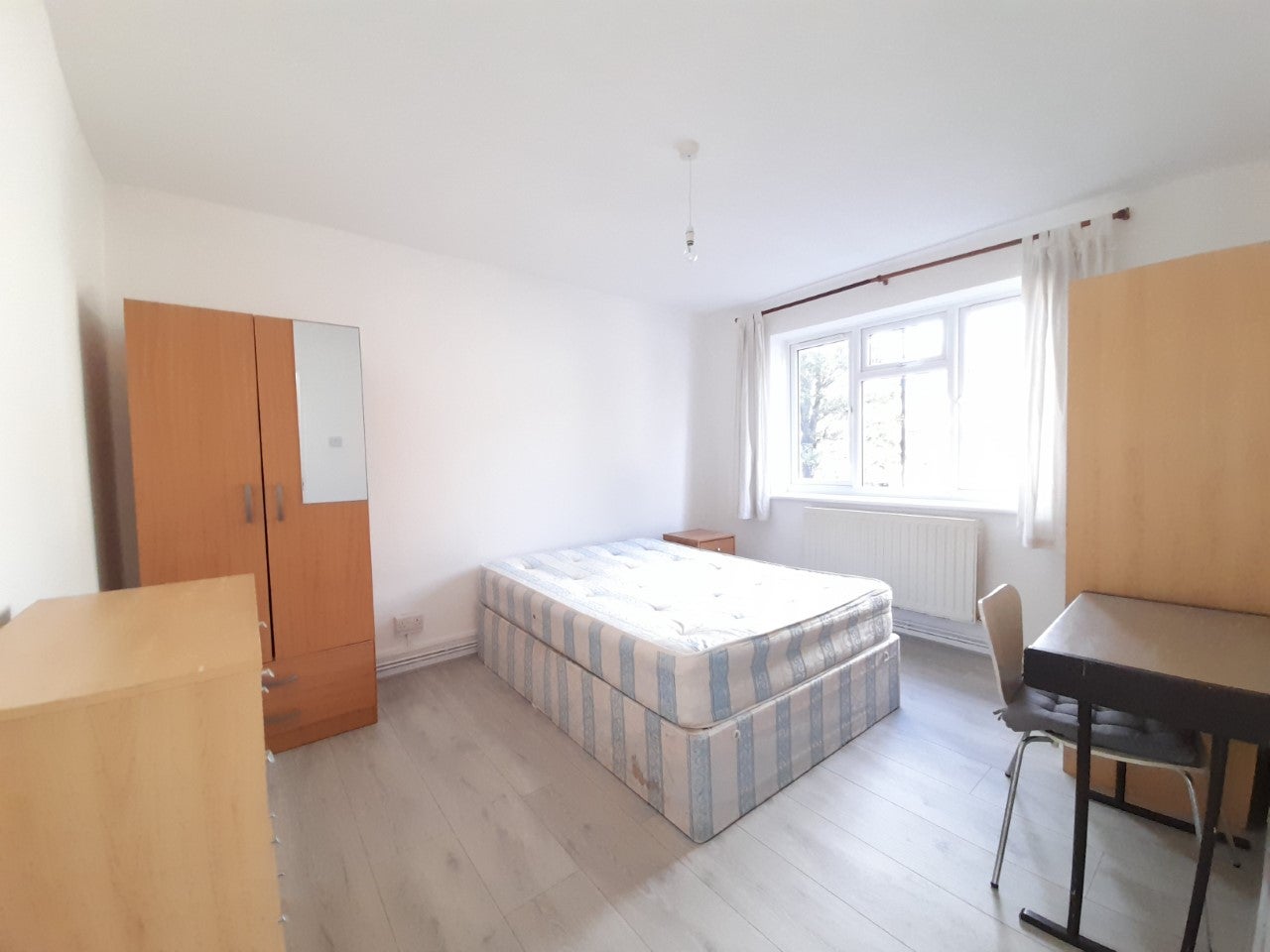 Flat Caldwell Street in Greater London