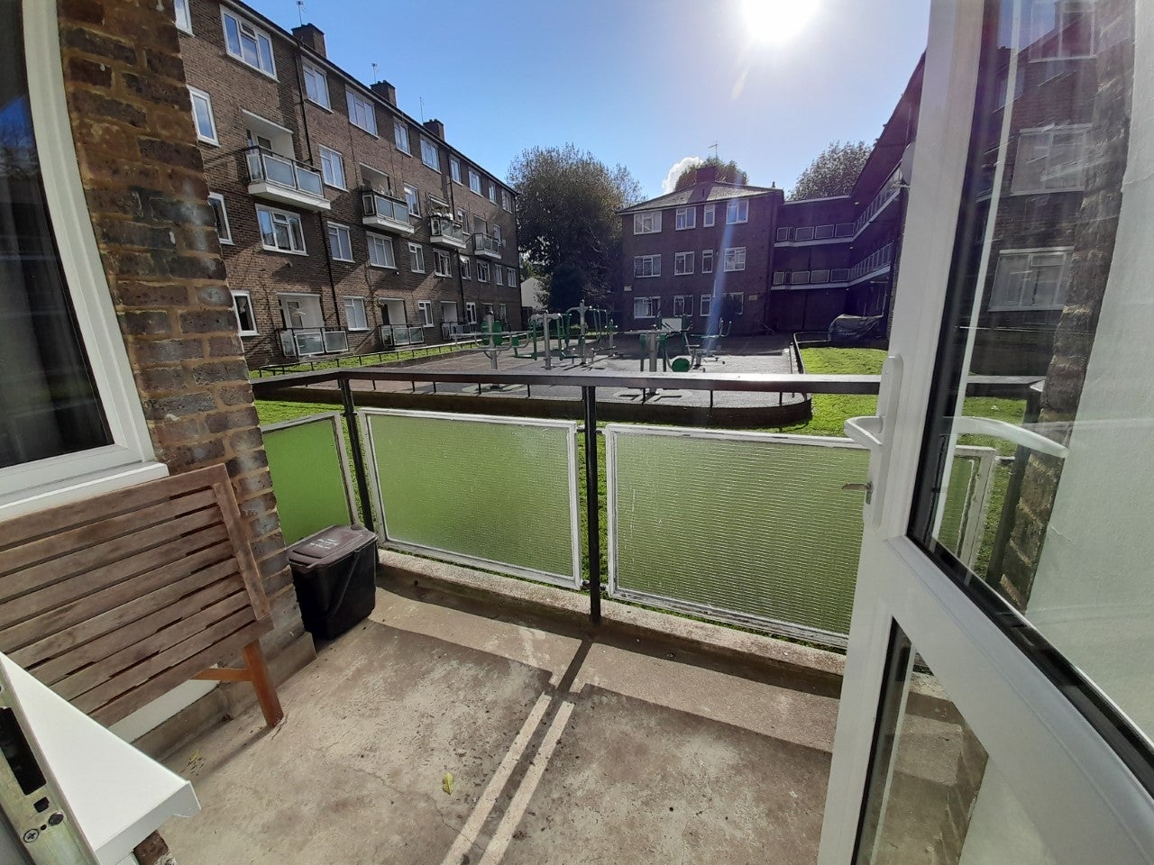 Flat Caldwell Street in Greater London