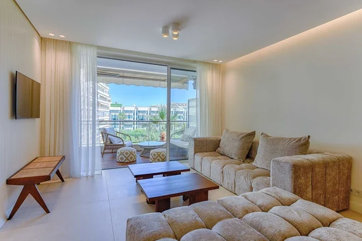 Flat Boulevard de la Croisette in Cannes