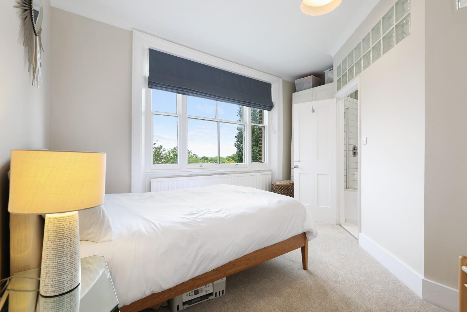 Flat The Fieldings in Greater London