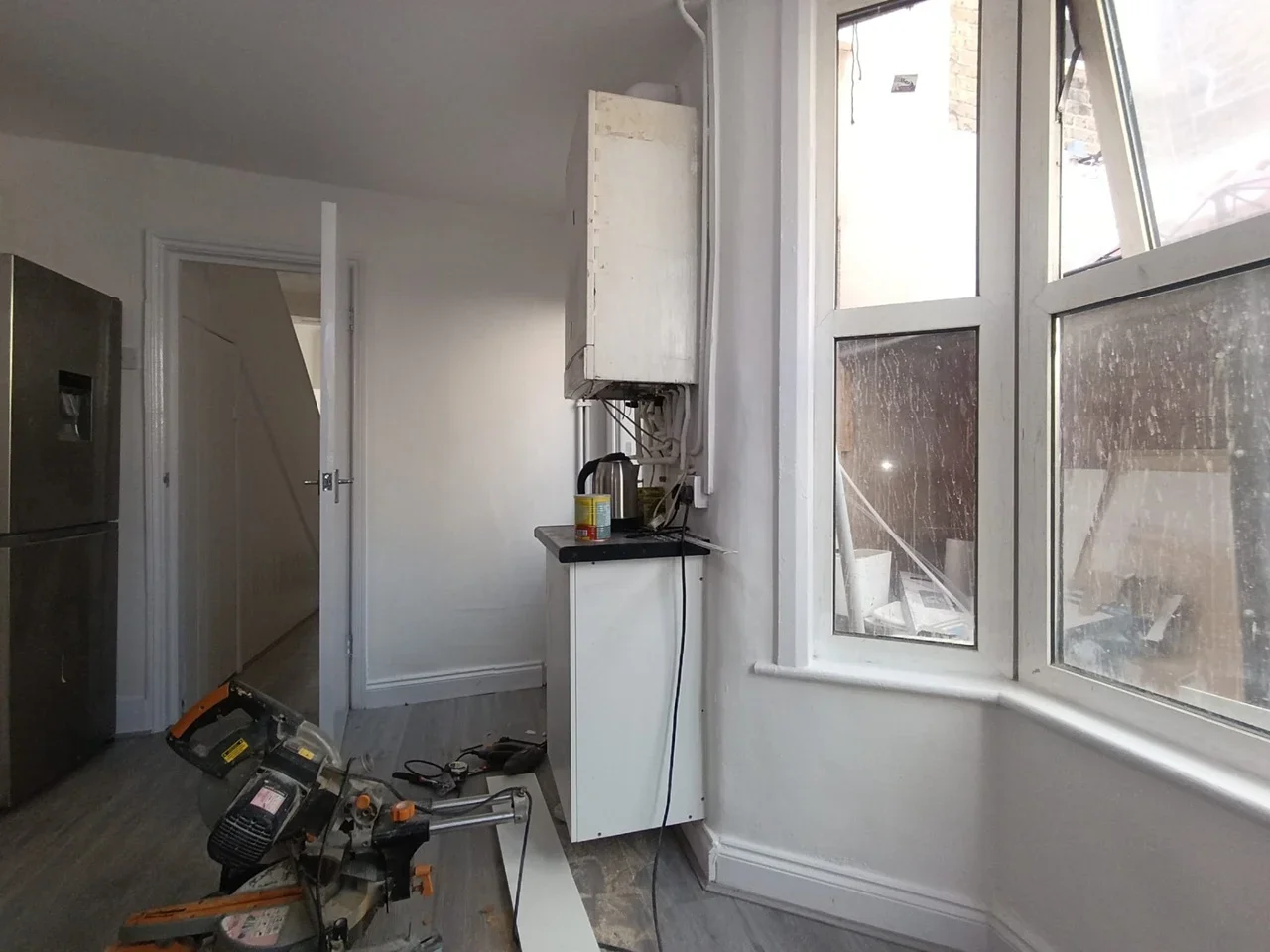 House Vicarage Lane in Greater London