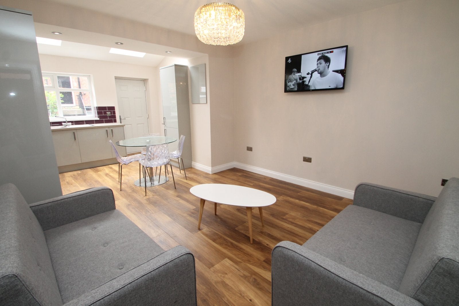 House Hartley Grove in Leeds