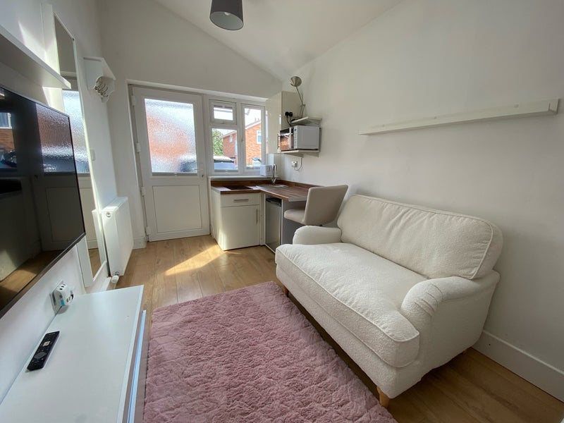 Room Langdale Close in Royal Leamington Spa