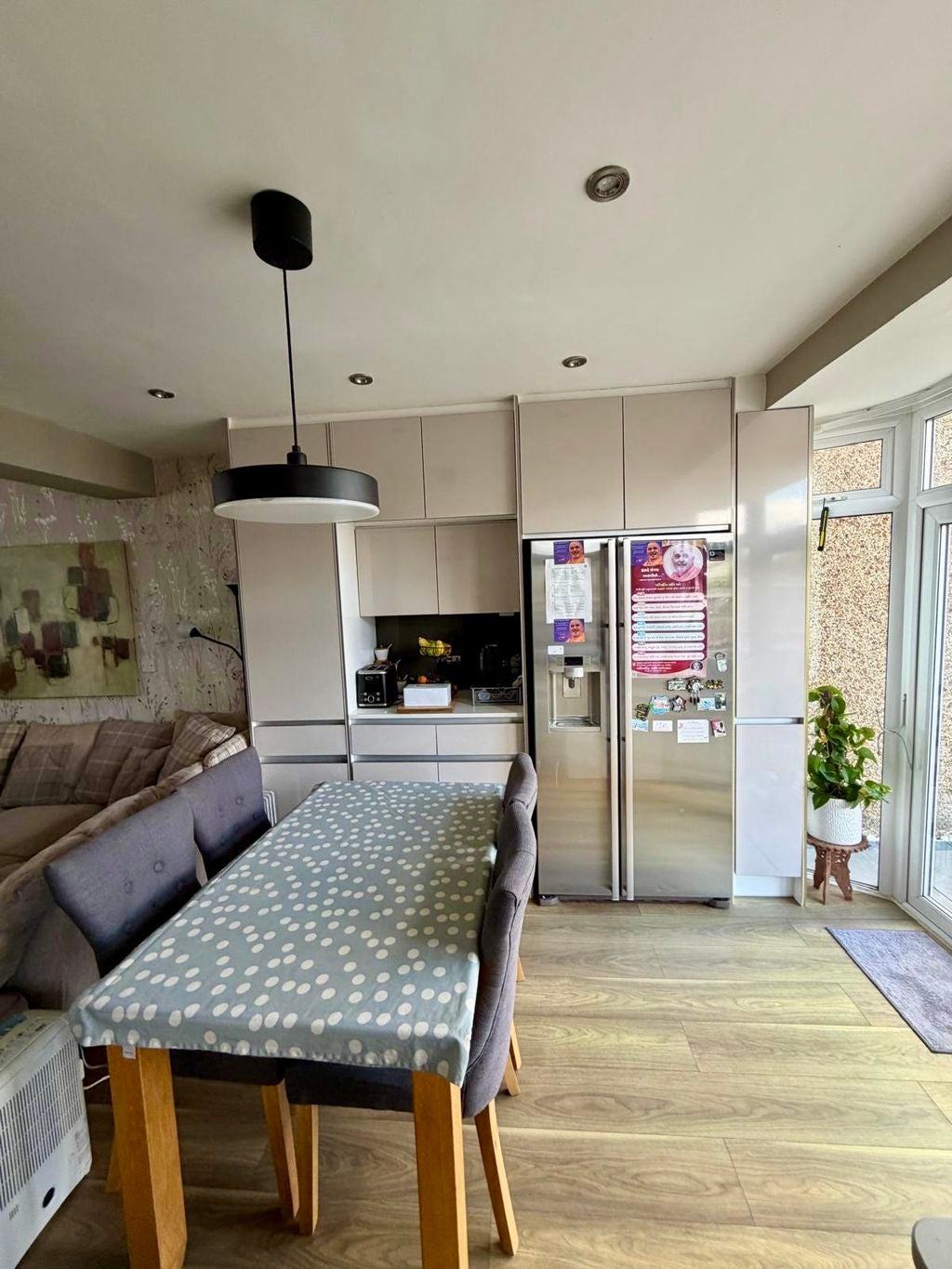 Flat Henley Avenue in Greater London