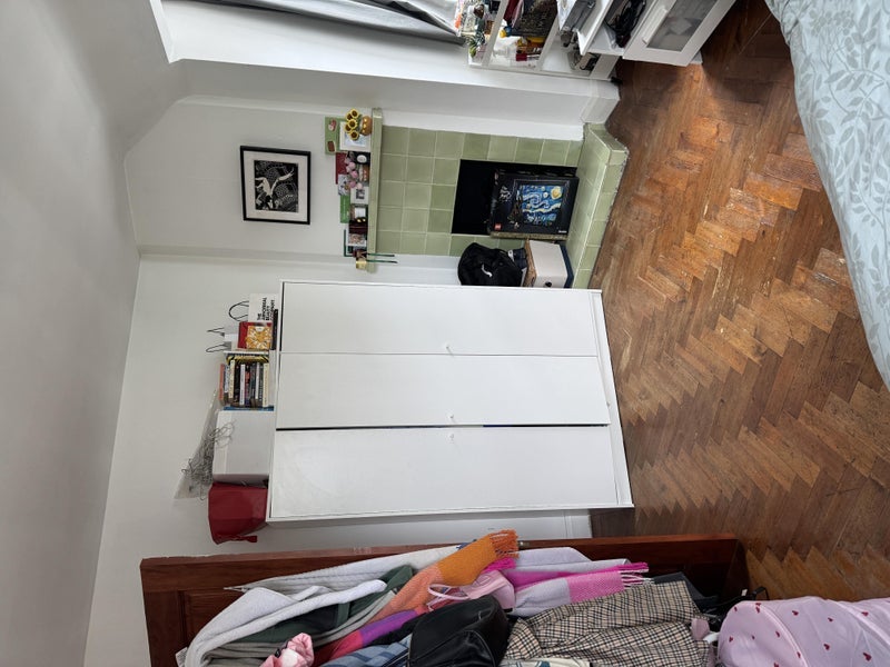 Room Moodkee Street in Greater London