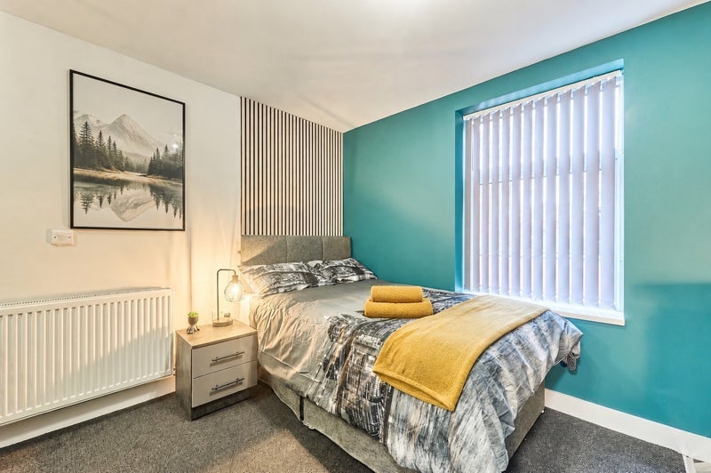 Room Hartshill Road in Stoke-on-Trent