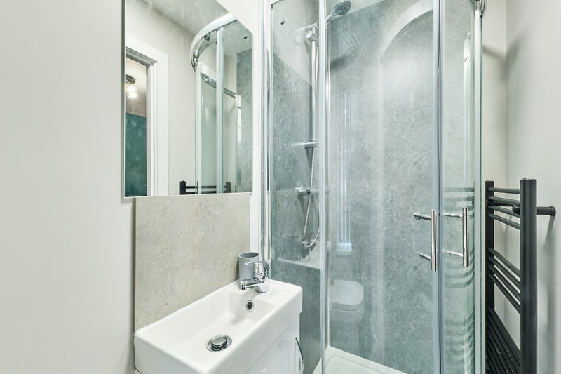 Room Hartshill Road in Stoke-on-Trent