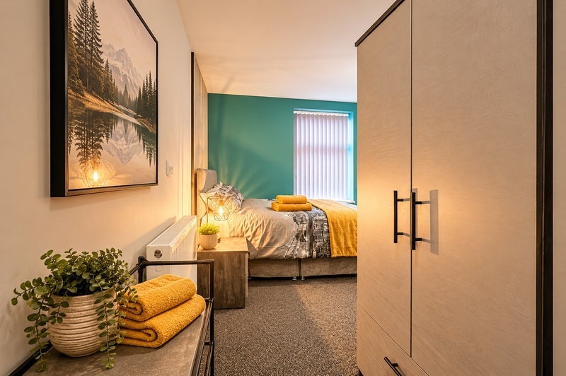 Room Hartshill Road in Stoke-on-Trent