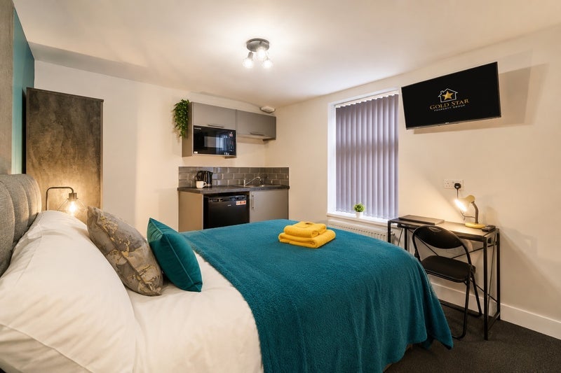 Room Hartshill Road in Stoke-on-Trent