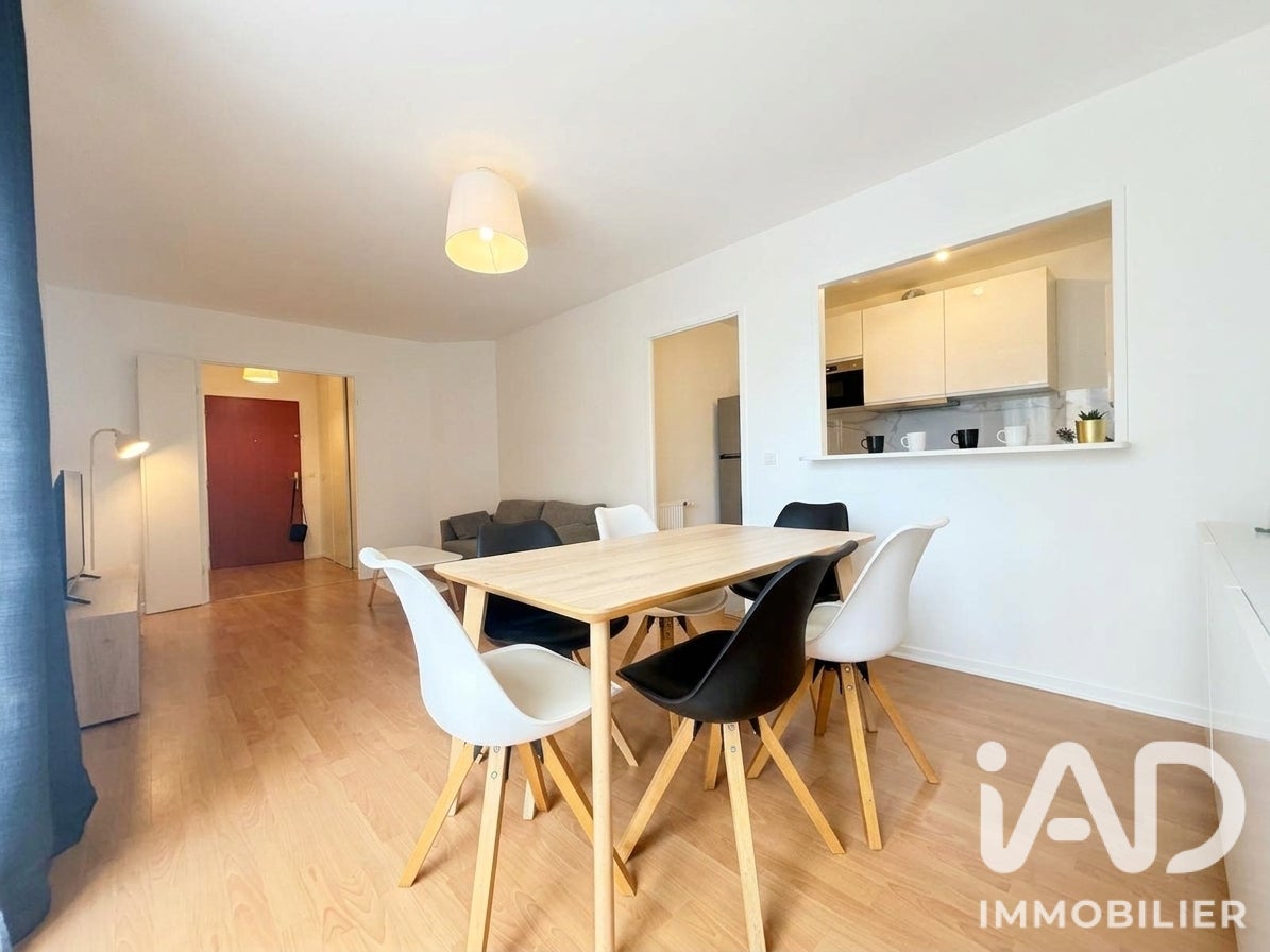Flat Rue Saint-Exupéry in Saint-Michel-sur-Orge