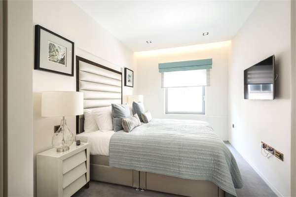 Flat Babmaes Street in City of Westminster