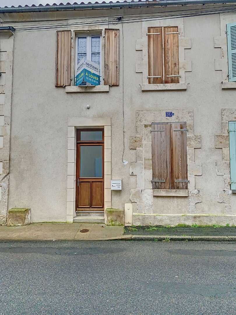 House Avenue du Président François Mitterrand in Fontenay-le-Comte